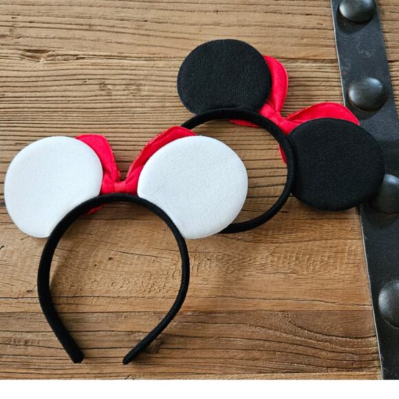 Minnie Mouse Ears Bundle 2 pairs - Picture 3 of 3